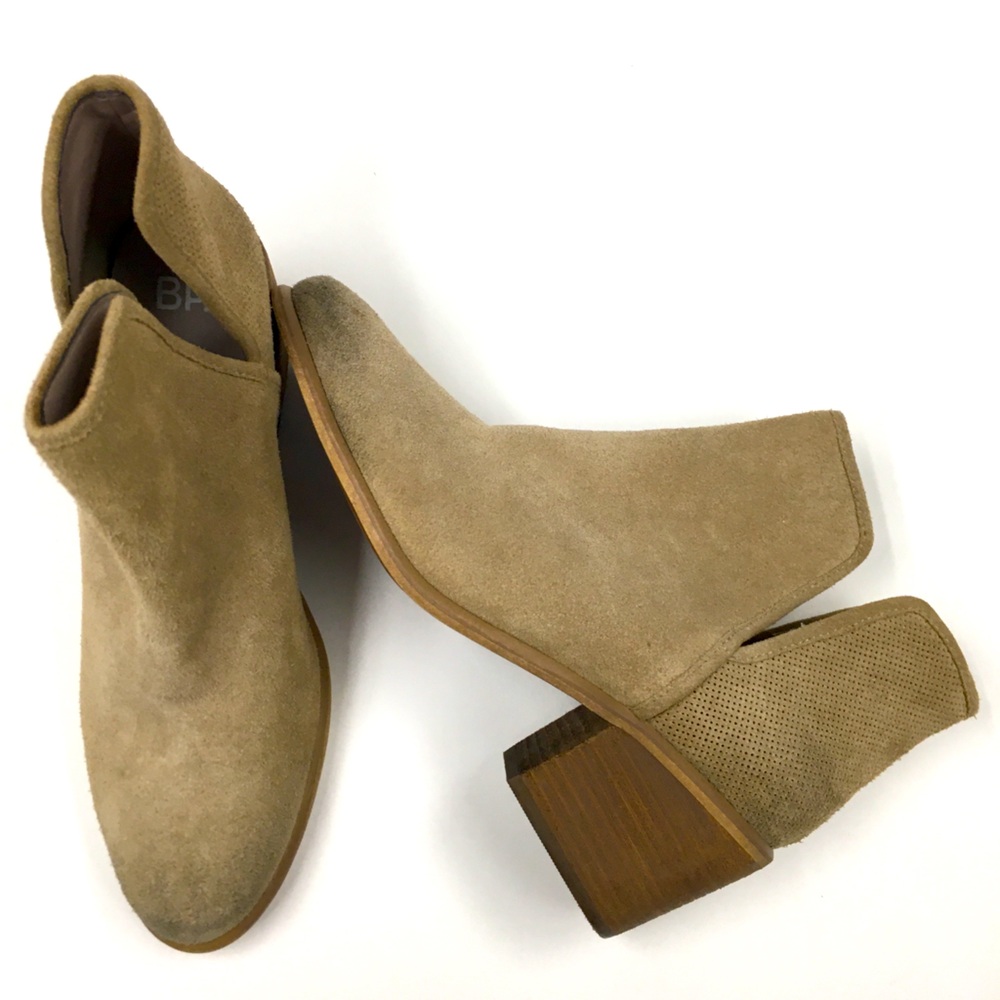 BP Suede Leather Round Toe Ankle Booties 9 Tan Festival Western Casual